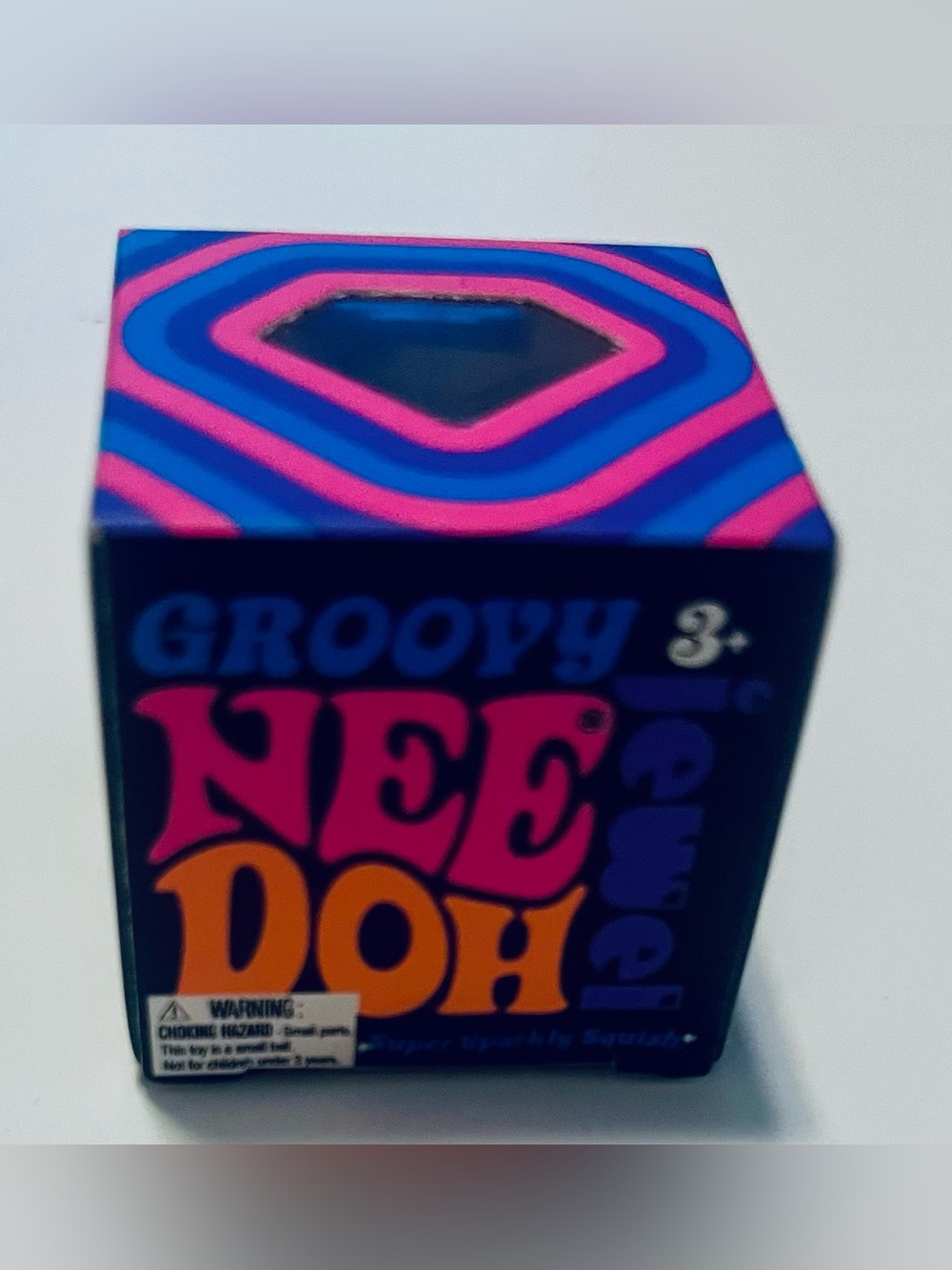 Groovy NeeDoh Jewel - Pink